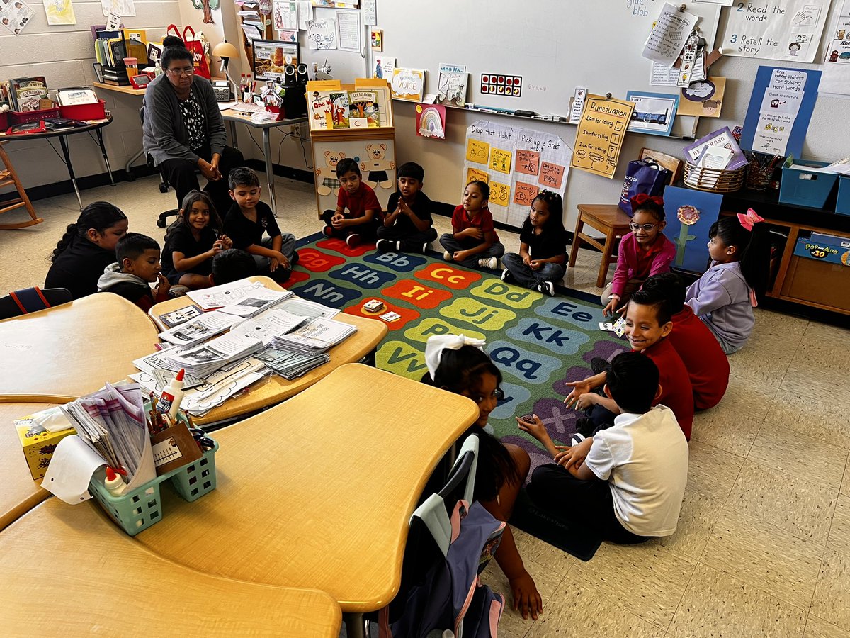 Hueco_Elem's tweet photo. Ms. Ramirez is a rockstar! 🌟 She fills every day with fun, love, and learning—keeping students engaged from start to finish. We’re so lucky to have her! 🍎❤️ #ThankATeacher #LoveToLearn #TeamSISD https://t.co/NdEgnIjKzl