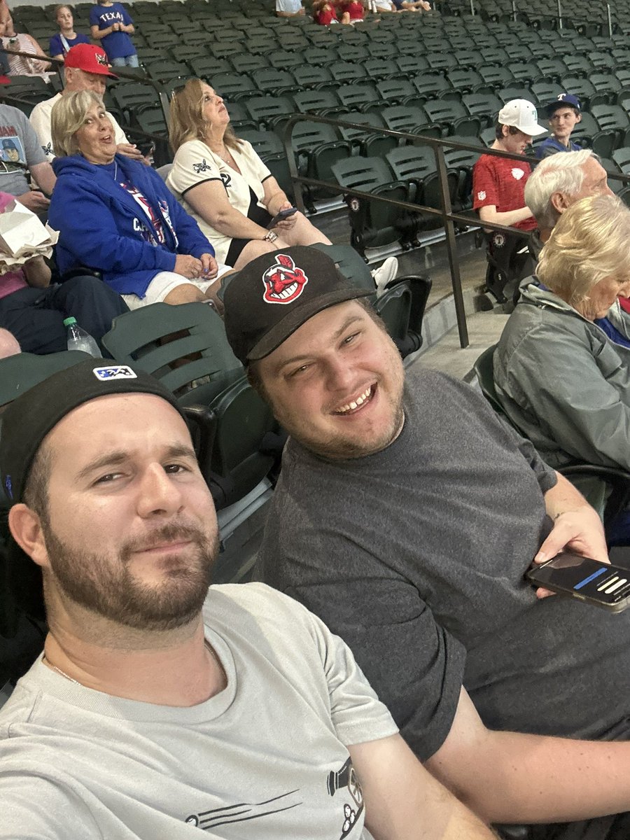 boltsandhalos's tweet photo. Baseball family. @_Dom2Bomb is at the Rangers game. @MaddyRuffin and I are in Milwaukee, and Papa Ruffin just pulled up in Anaheim to collect our O’Hoppe bobbleheads! #ruffinstuff #myfamiscoolerthanyours https://t.co/pxhs6rOSbi