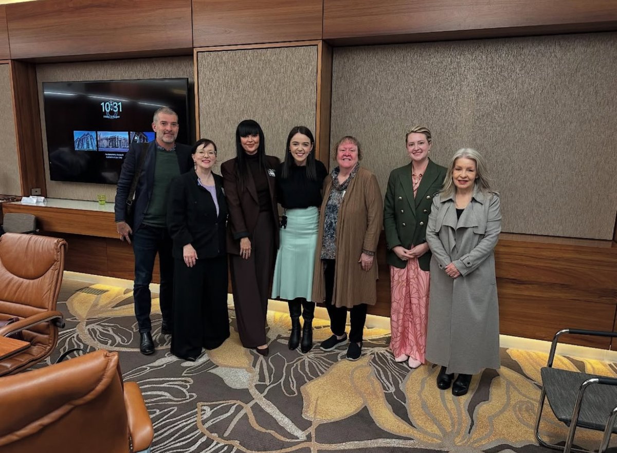 Such a privilege to be invited to present on the #WINDS project with this awesome team at the SA parliamentary inquiry yesterday. The stillbirth select committee panel had such great questions . The Hansard transcript will be available soon parliament.sa.gov.au/en/Committees/…