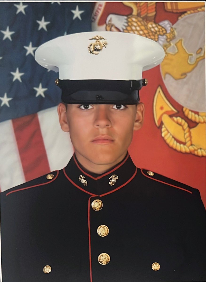 Shadowfyy's tweet image. Demand or be demanded of.