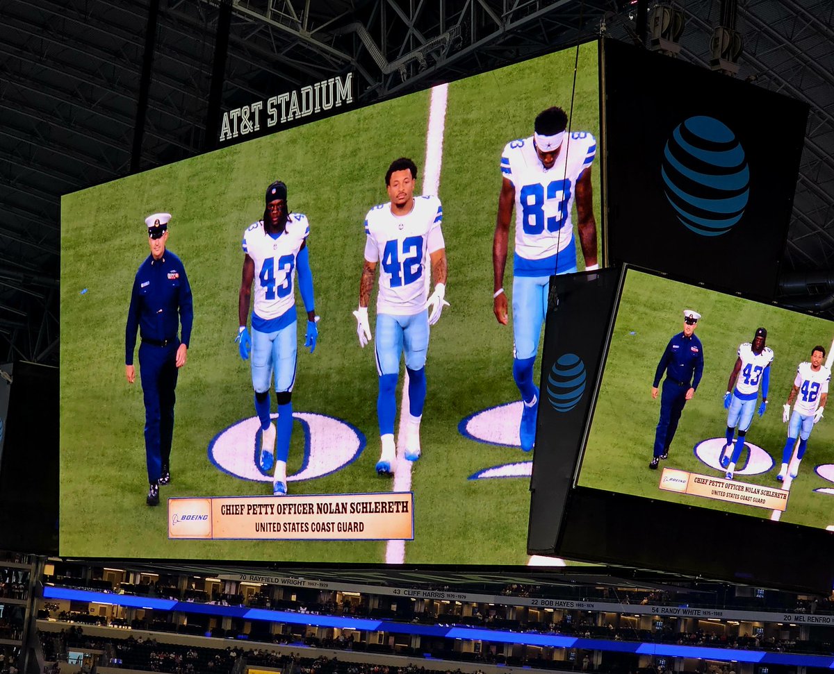 751ALF's tweet image. Deuce Vaughn for the coin toss! #Family