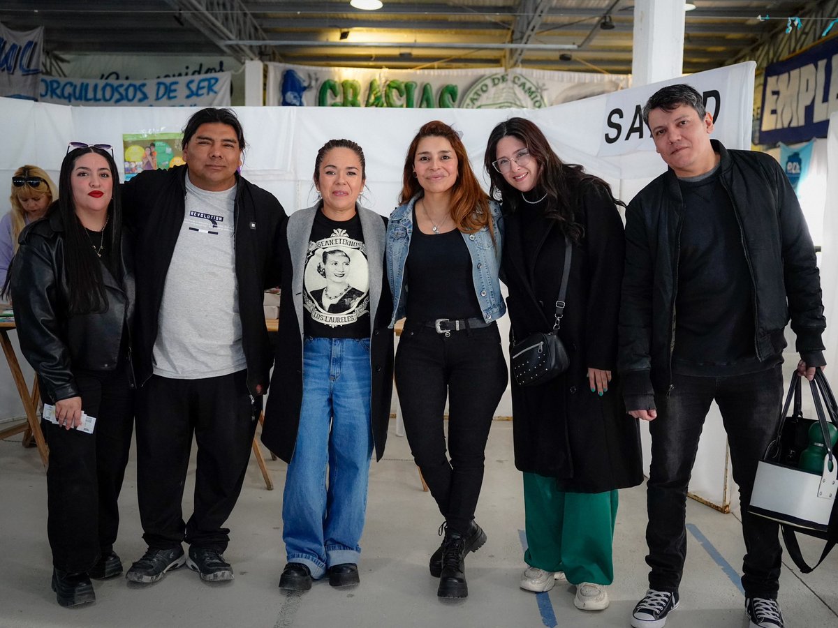 #Politica: Goic y Beliz lideraron multitudinario encuentro con #jóvenes en #Puerto Madryn

Los candidatos legislativos por “La Fuerza del Trabajo Chubutense” participaron en el Camping del SEC, de una masiva charla con la juventud.