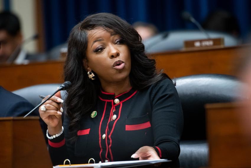 DO YOU THINK JASMINE CROCKETT IS UNFIT FOR CONGRESS?

YES or NO?