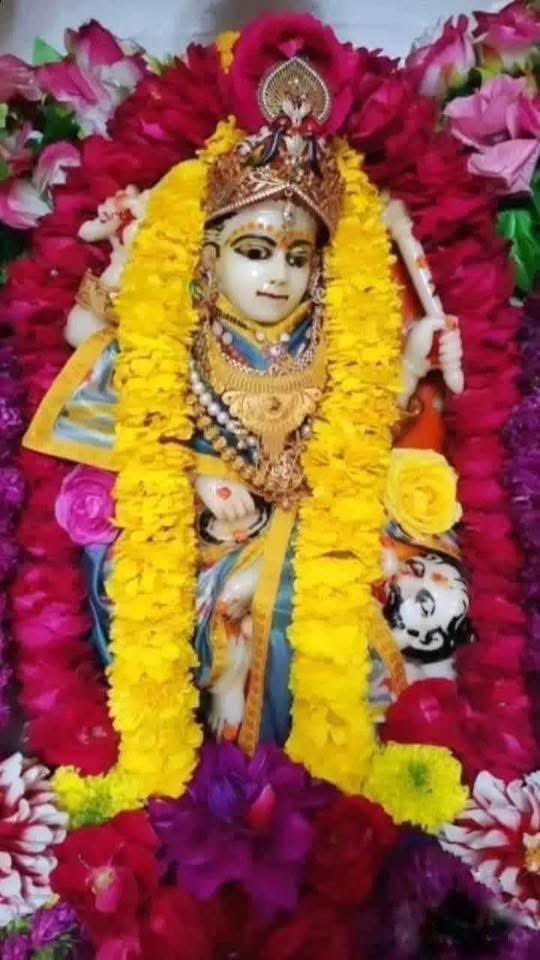 सर्व बाधा विनिर्मुक्तो धन धान्य सुतान्वितो !
मनुष्यो मत प्रसादेंन भविष्यति ना संशयो !!

सुप्रभात, जय श्री पीतांबरा माई, जय श्री सद्गुरूदेव 🙏