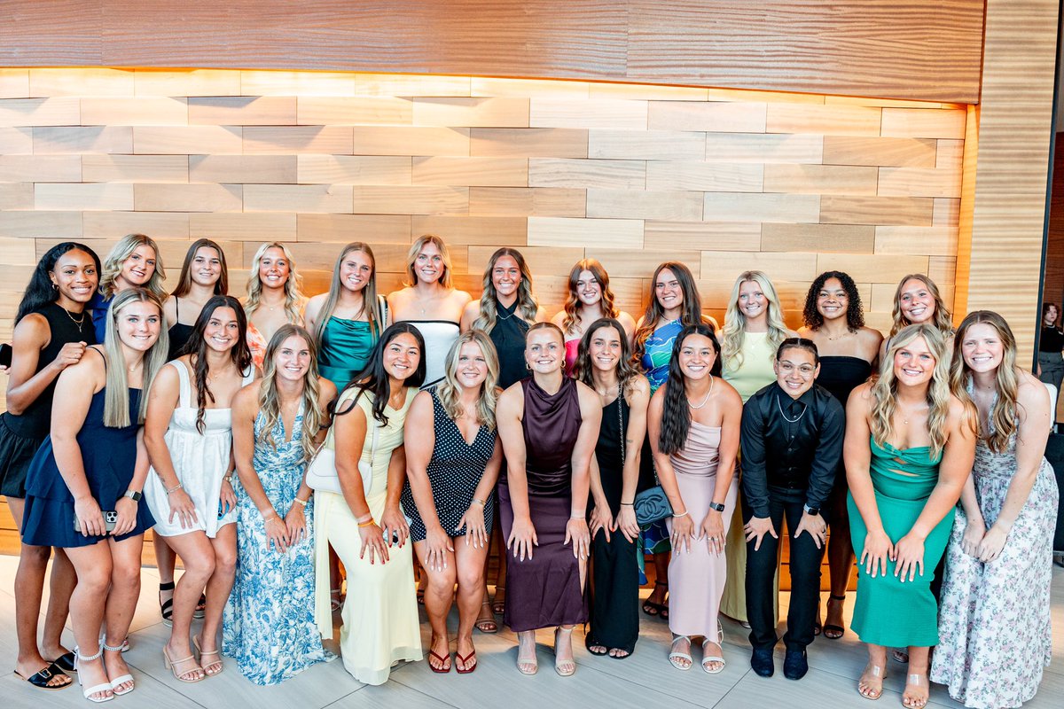 Orange Carpet Cowgirls 🤩 

#GoPokes