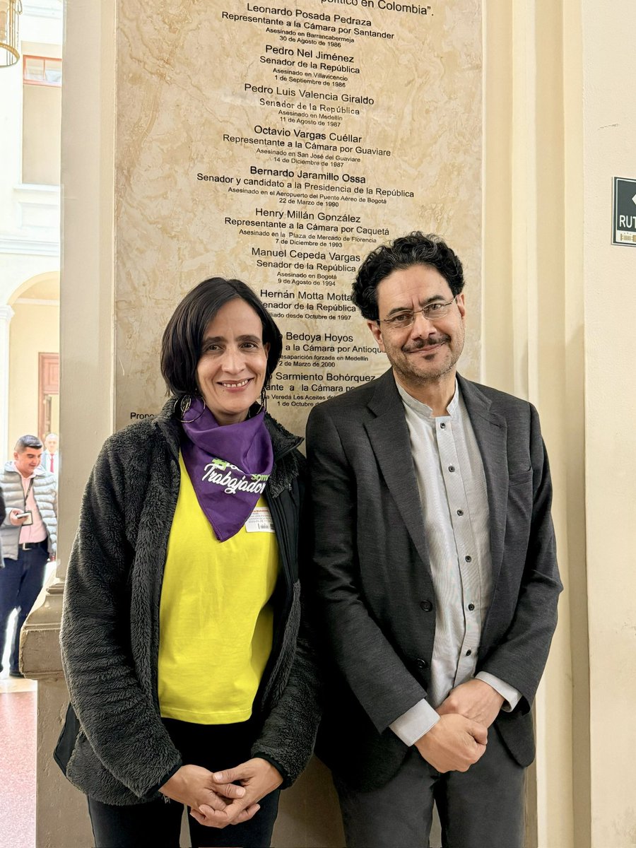 Susana Muhamad (@susanamuhamad) on Twitter photo Querido <a href="/IvanCepedaCast/">Iván Cepeda Castro</a> bienvenido a la consulta del Pacto Histórico como precandidato presidencial, juntas y juntos seremos la fuerza política más importante de Colombia y seremos nuevamente gobierno. ¡La Unidad es la Victoria!🇨🇴
#SomosPactoHistórico #LaUnidadEsLaVictoria Querido <a href="/IvanCepedaCast/">Iván Cepeda Castro</a> bienvenido a la consulta del Pacto Histórico como precandidato presidencial, juntas y juntos seremos la fuerza política más importante de Colombia y seremos nuevamente gobierno. ¡La Unidad es la Victoria!🇨🇴
#SomosPactoHistórico #LaUnidadEsLaVictoria