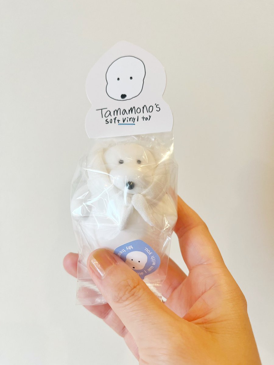 銀座蔦屋書店さんには今回初めて行ったのですが、吹き抜けのヤノベケンジさんの作品にびっくりしました。そしてちょうど個展をされていた、カネヒラさんのたまものソフビを入手出来ました。嬉しい…！！