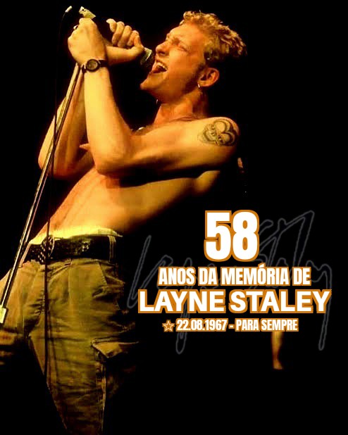 Feliz Aniversário, Layne Staley! 
🥳👏🎈 

Aqui Layne Staley vive! E jamais será esquecido! 

📷 Neil Zlozower