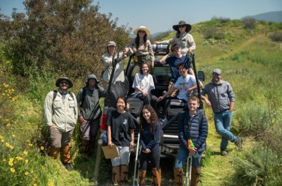CCConservancy's tweet image. 🌿🔥 OC high schoolers: Apply now for the 2025–26 Fire Ecology Internship at Crystal Cove Conservancy! Hands-on science, conservation &amp;amp; career pathways.

📝 Deadline: Sept 14
🔗 crystalcove.org/fire-ecology-h…

#HighSchoolInternship #OCStudents #FutureScientists #STEM #Conservation