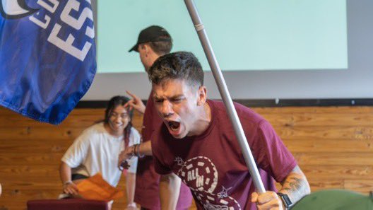 Felt like I was on lan but we won a rock paper scissors duel instead  😂 

#cumberlandbootcamp <a href="/CUeSports21/">Cumberland University Esports</a> 

📸 <a href="/KromaKey/">kroma🗝️</a>