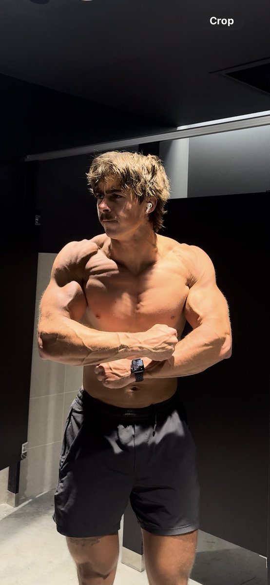 themoneychad's tweet photo. Lean &amp; mean https://t.co/mNQhkokydr