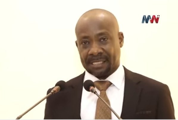 Kabla ya siku 10
1. Makanisa yafunguliwe
2. Tundu Lissu aachiwe huru na chama chake
3. Zifanyike minimum reforms 

MSIPO FANYA HAYO NITARUDI KUSEMA .... 

SASA SIJUI MWAMBA ATASEMA NINI.