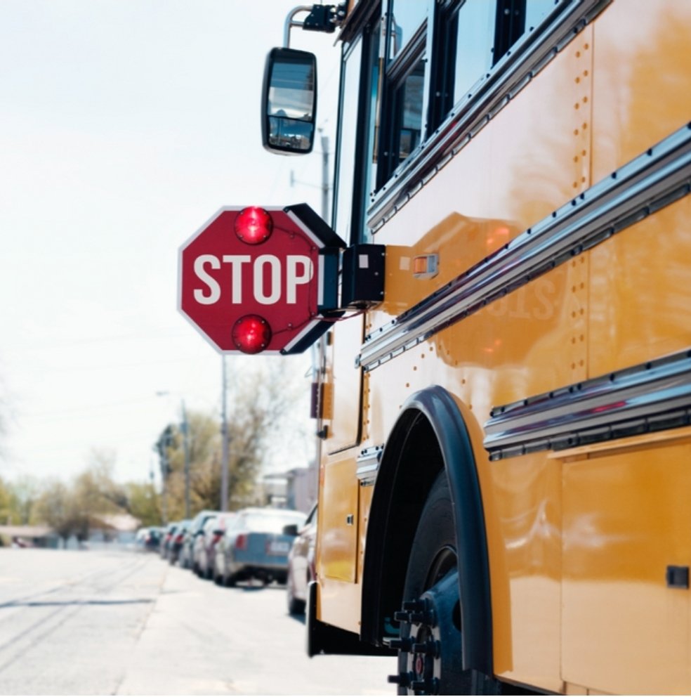 Back-to-school means more kids walking &amp; biking near schools!
🚗 Slow down in school zones
🛑 Stop for buses w/ flashing red lights
📵 Stay alert — no distractions

Let’s keep our students safe this year! 💛 #BackToSchoolSafety #CHP #ElCentro