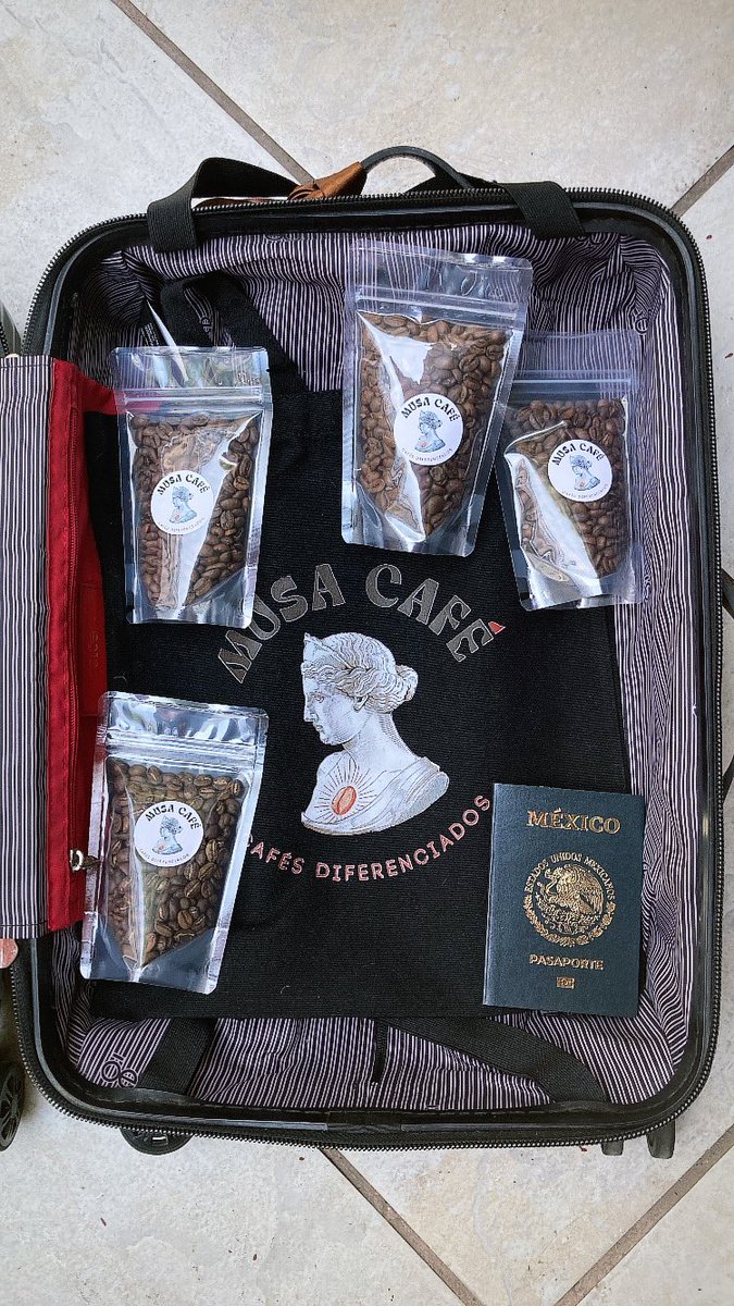 Mi pareja es una chingona. 
Mañana viaja a Ruanda a representar el café mexicano en África. 

Nos sentimos nerviosos porque vamos a ÁFRICA, o sea, donde nació el café. Es como si un productor de maíz de África llegara a México. 

¡Viva el café mexicano!