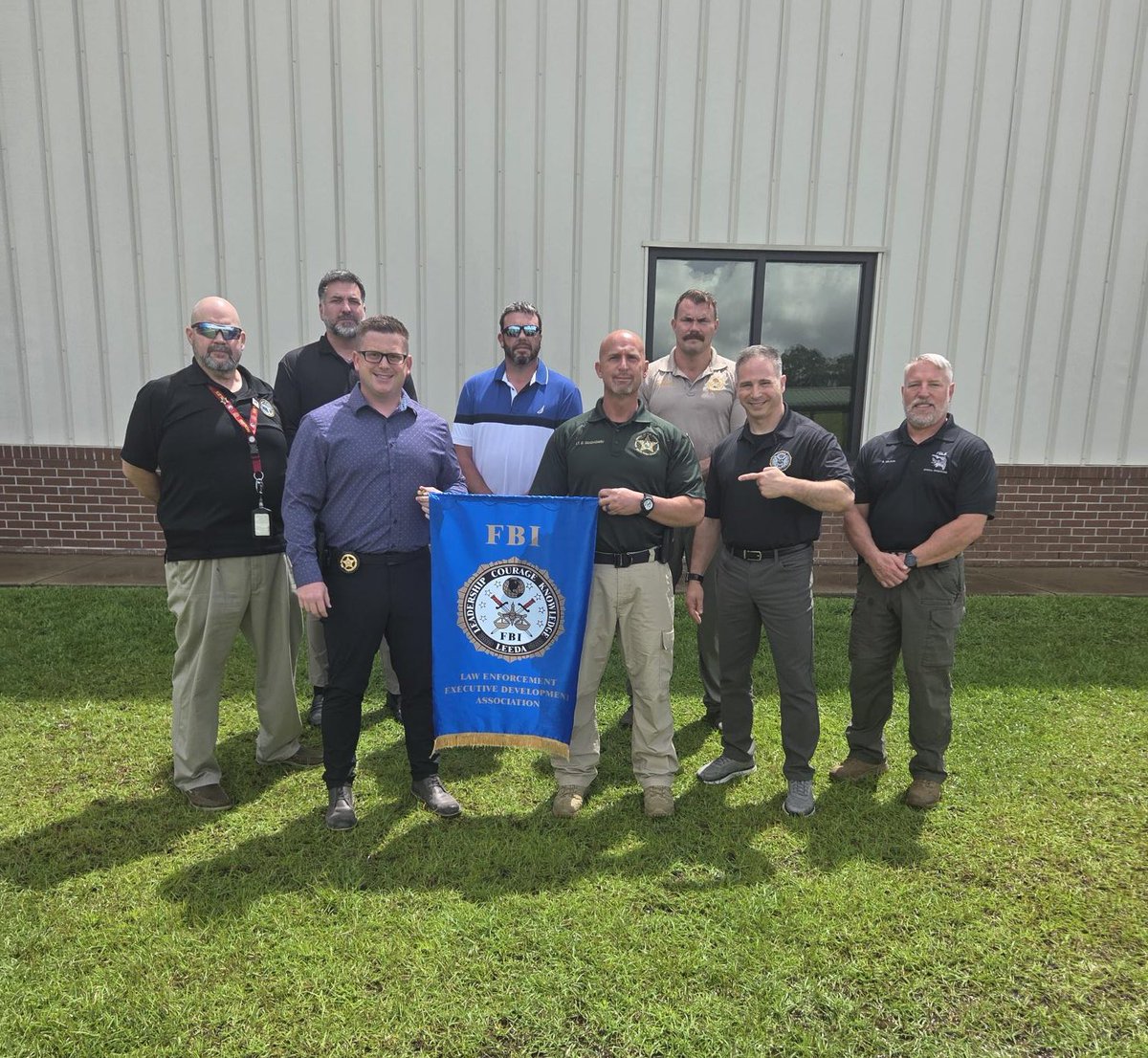 OCSOALERTS's tweet photo. 🎉 Congratulations to our outstanding leaders!
OCSO is proud to recognize members who completed the FBI-LEEDA Executive Leadership Institute—right here at home! 👏
Special shoutout to our Trilogy Award recipients! 💼
#TeamOCSO #FBILEEDA #ProfessionalDevelopment https://t.co/uZ5GvjjXYA