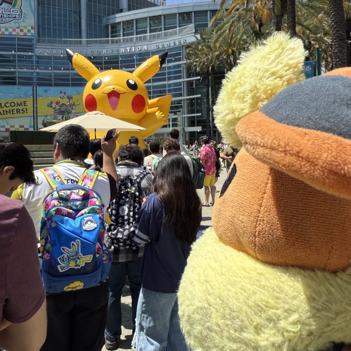 SANTOS BACALAOS ES EL JEFE. FLAREON PONTE PRESENTABLE. <a href="/Pokemonlatam/">Pokémon LATAM</a> #pokemonworlds2025