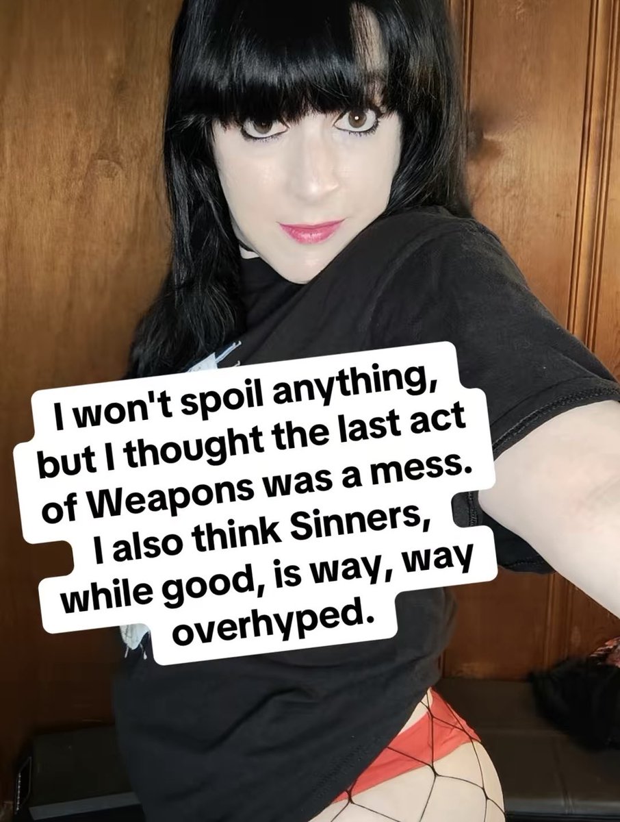 BethLovesHorror tweet media