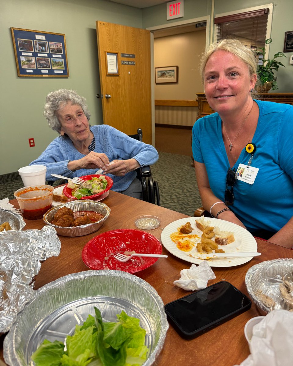 A special lunch shared between resident and staff—celebrating friendship, laughter, and the moments that matter most. 💛

Big shout out to Portofino’s for the fantastic food and helping make this gathering extra special!