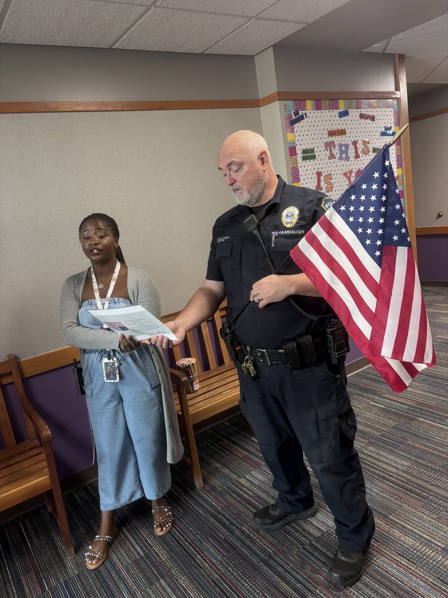 MrsWestReads's tweet image. When you get to see @IMPDnews lead both within your community and during morning announcements. 🥰 @RobeyRockets  were impressed to see him join us for the Robey Creed. Thank you, Officer Shambaugh! #WeAreWayne