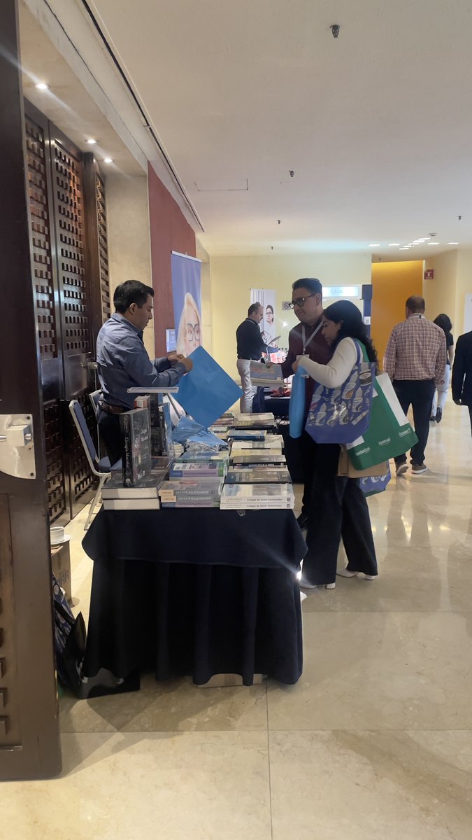 APEC Hospital de la Ceguera tweet media