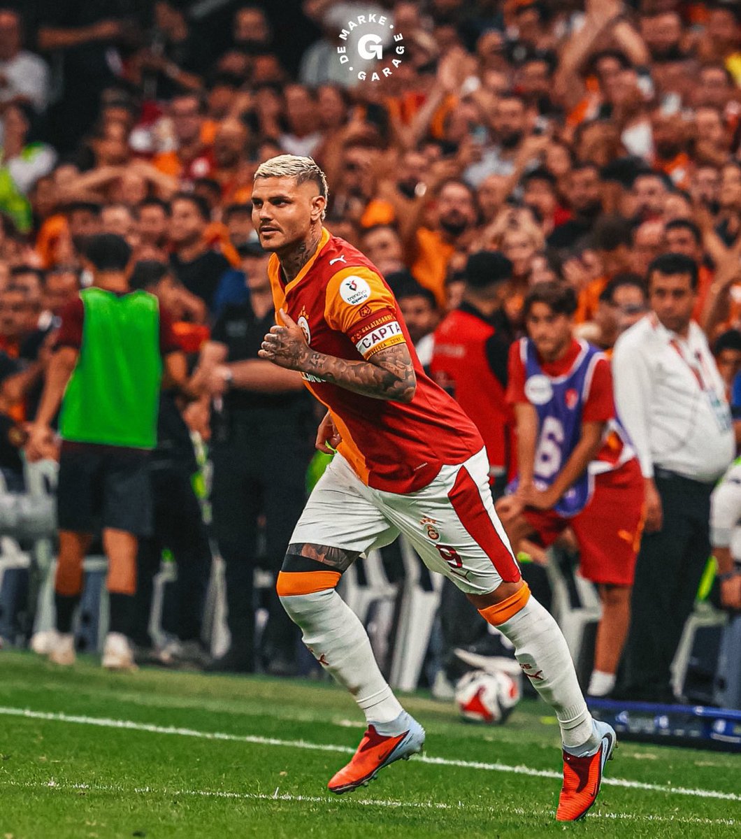 sen başkasın, bambaşka