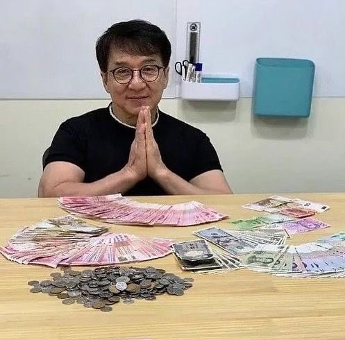 AscendedPol's tweet photo. @jiascos Cross earrings on the devil, big money touch https://t.co/9vPFUr5tMv