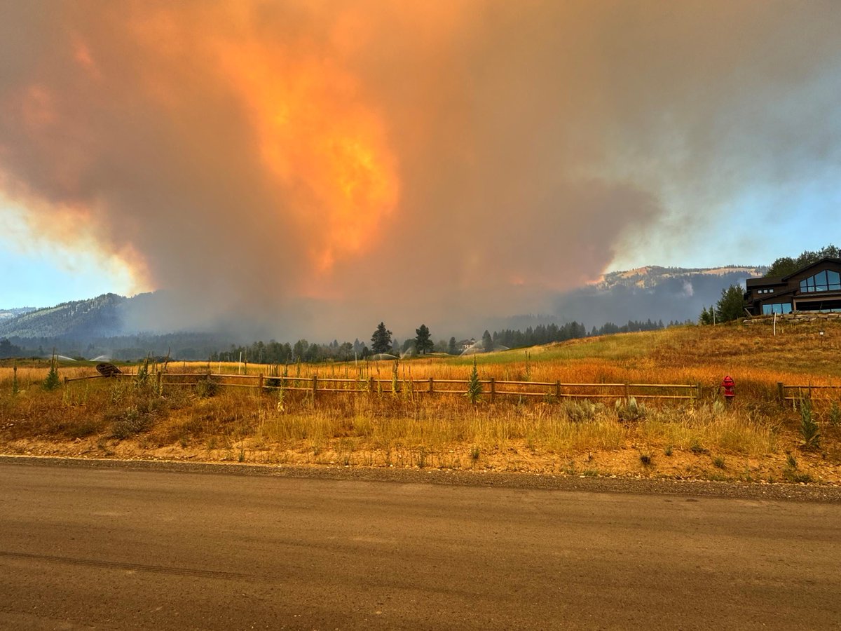 NWS_IMET_OPS's tweet photo. . @NWSBoise IMET en route to #RockFire near Donnelly, ID #IDwx #IDFires https://t.co/m68pL4R2ye Photo courtesy Incweb https://t.co/vgBL0FKfiC