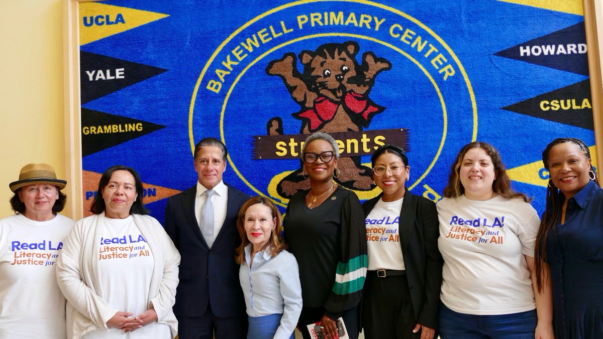 Alberto M. Carvalho (@lausdsup) on Twitter photo 📚🐾 Reading opens the world for our students! We kicked off the first week at Bakewell Primary Center with <a href="/AsmTinaMcKinnor/">Assemblymember Tina McKinnor</a> and <a href="/FamsInSchools/">Families In Schools @familiesinschools.bsky.social</a> President & Executive Director Yolie Flores for #ReadLA — sharing books, smiles, and even a visit from Clifford the Big Red Dog! 📚🐾 Reading opens the world for our students! We kicked off the first week at Bakewell Primary Center with <a href="/AsmTinaMcKinnor/">Assemblymember Tina McKinnor</a> and <a href="/FamsInSchools/">Families In Schools @familiesinschools.bsky.social</a> President & Executive Director Yolie Flores for #ReadLA — sharing books, smiles, and even a visit from Clifford the Big Red Dog!