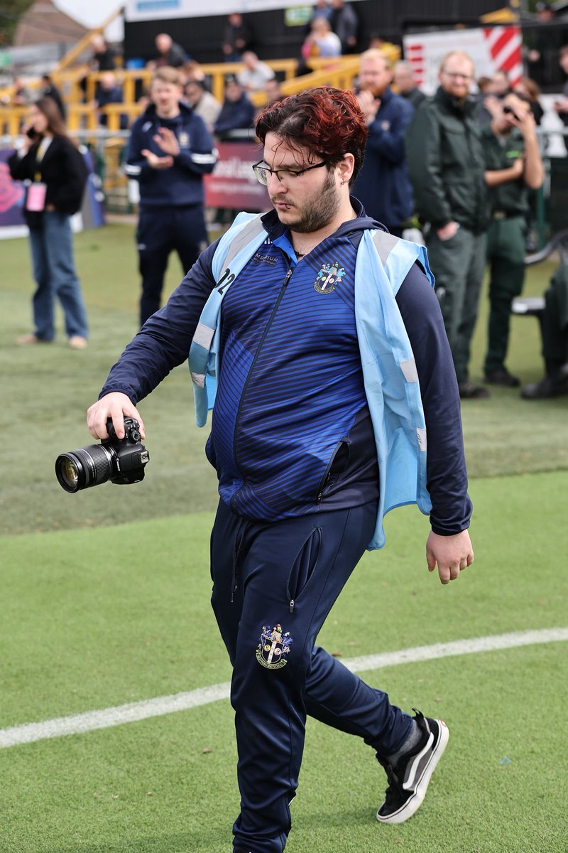 Aaron tweet media