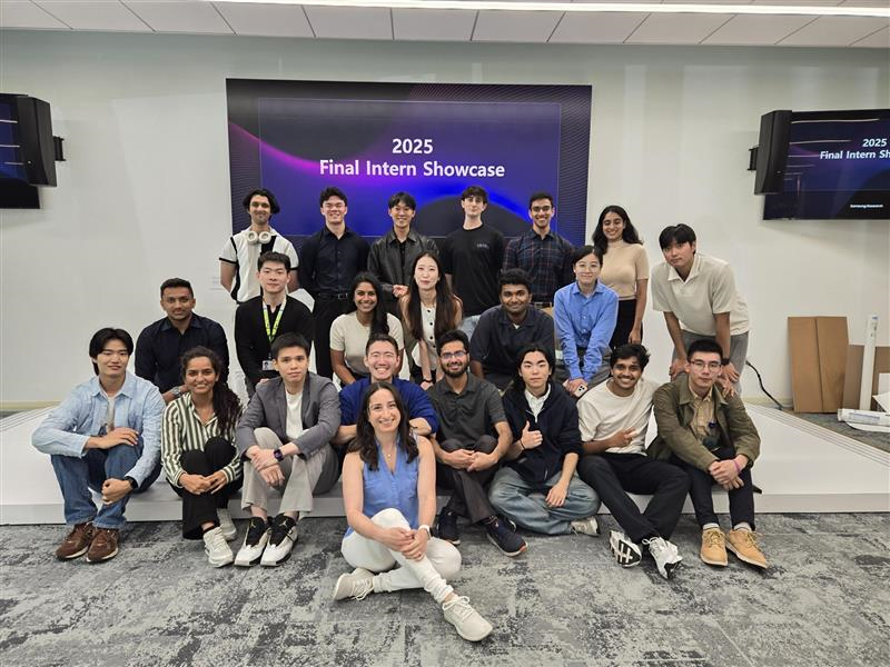 Samsung_RA's tweet photo. Our summer interns showcased their projects during our Final Intern Showcase. The event was set up in an exhibition-style format, giving the entire SRA team the opportunity to walk through and learn more about the incredible work our interns accomplished this summer.
#LifeatSRA https://t.co/Q4z2OXFtID