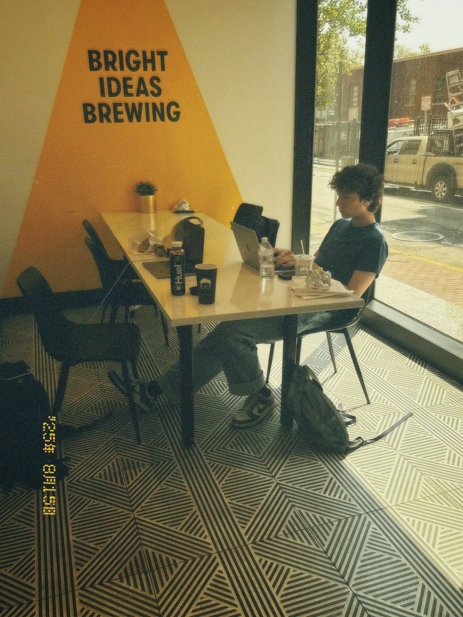 Can’t beat the food options at <a href="/GregorysCoffee/">Gregorys Coffee</a> <a href="/FungiLuke/">Luke Boylan</a>