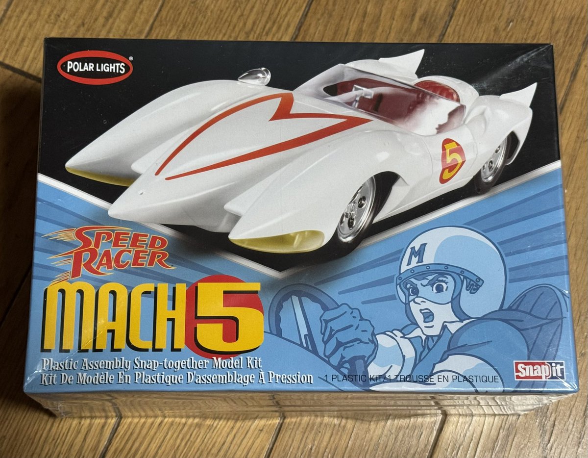 アオシマ製に続いてポーラライツ製も作ってみた。カタチは全然違うがこれはこれでカッコ良い！