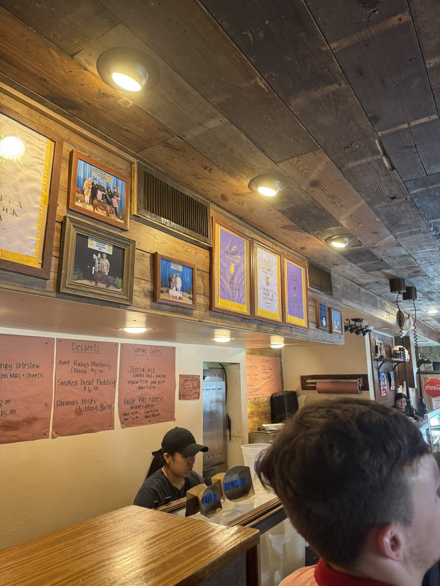 JonsGotJets's tweet photo. No golf today but we’re at a T100 BBQ joint smashing good bourbon. #Pinkertons #golfchat https://t.co/Av9V7k9fcr