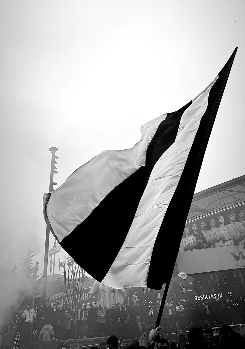 En büyük sensin bu alemde.