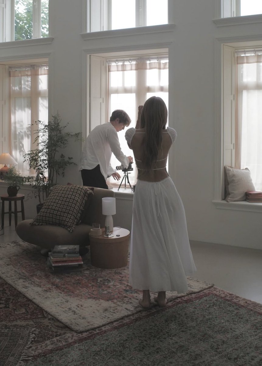 ᴀᴅᴇʟ tweet media