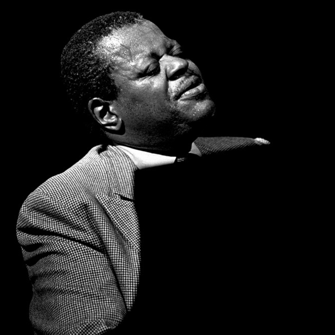 JAZZ.FM91 (@jazzfm91) on Twitter photo 🎊100 YEARS OF OSCAR PETERSON🎊
Join us today at 2PM EST for our #Centennial #OscarPeterson Day Live to Air <a href="/robibotos/">ROBI BOTOS</a> , #MikeDownes & <a href="/LorneLofsky/">Lorne Lofsky</a>
📺Watch it live on our YouTube
🤝Supported by @yamahacanmusic
📸Oscar Peterson in Hamburg, Germany by Heinrich Klaffs 🎊100 YEARS OF OSCAR PETERSON🎊
Join us today at 2PM EST for our #Centennial #OscarPeterson Day Live to Air <a href="/robibotos/">ROBI BOTOS</a> , #MikeDownes & <a href="/LorneLofsky/">Lorne Lofsky</a>
📺Watch it live on our YouTube
🤝Supported by @yamahacanmusic
📸Oscar Peterson in Hamburg, Germany by Heinrich Klaffs