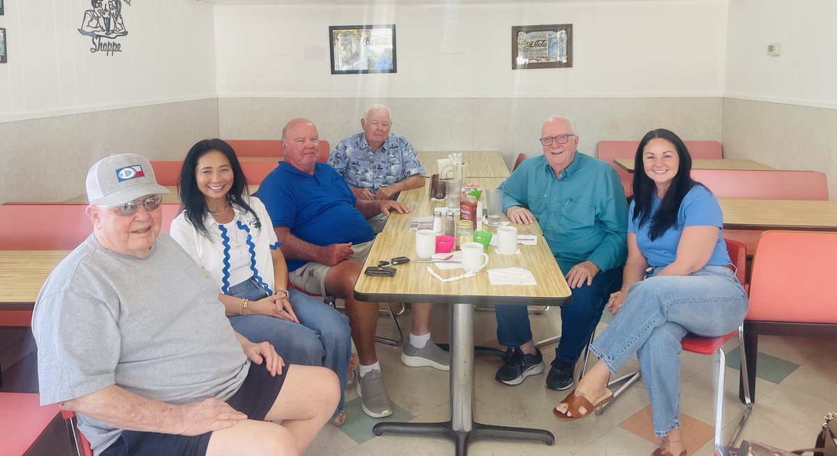 Rebecca Brown tweet media