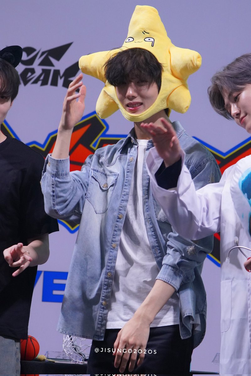 JISUNGO2O2O5's tweet image. 250815 태국 팬싸
넝지성🤏🥹🥹
#지성 #JISUNG
#엔시티드림 #NCTDREAM
#ShopeexNCTDREAMFansignandEvent