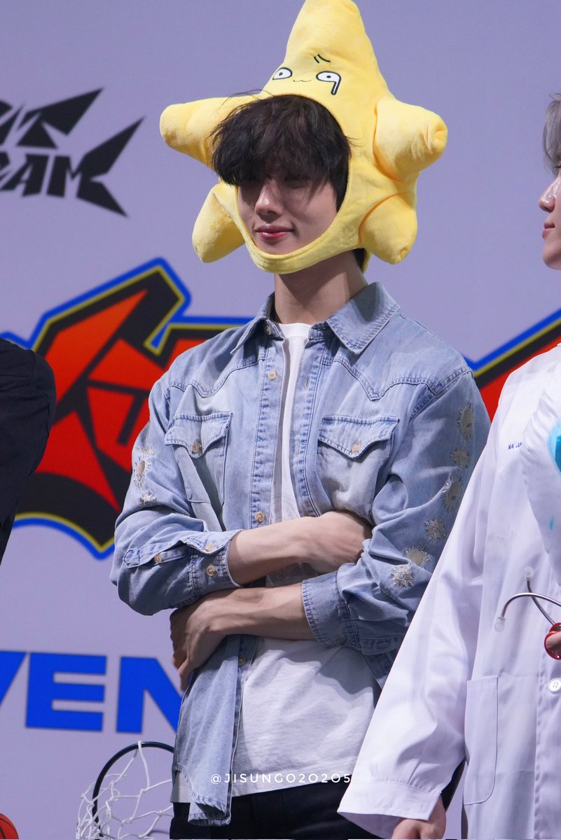 JISUNGO2O2O5's tweet image. 250815 태국 팬싸
넝지성🤏🥹🥹
#지성 #JISUNG
#엔시티드림 #NCTDREAM
#ShopeexNCTDREAMFansignandEvent