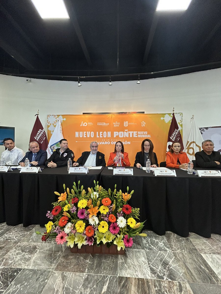 Lleïr Daban Hurtós (@lleirdaban) on Twitter photo Acompañando al Gobierno de <a href="/nuevoleon/">El Gobierno de Nuevo León</a> y la <a href="/AlcaldiaAO/">Alcaldía Álvaro Obregón</a> en su presentación de #NuevoLeón como sede mundialista junto #CDMX y #Jalisco.
México será el único país del mundo que ha sido sede mundialista de fútbol 3 veces.
#Mundial2026 Acompañando al Gobierno de <a href="/nuevoleon/">El Gobierno de Nuevo León</a> y la <a href="/AlcaldiaAO/">Alcaldía Álvaro Obregón</a> en su presentación de #NuevoLeón como sede mundialista junto #CDMX y #Jalisco.
México será el único país del mundo que ha sido sede mundialista de fútbol 3 veces.
#Mundial2026