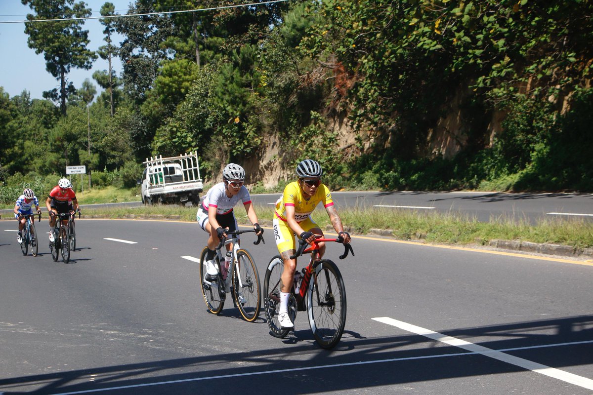 En desarrollo la segunda etapa de la Vuelta Femenina <a href="/BANTRAB/">Bantrab.</a>, disputandose en un circuito en San Juan Argueta, en el occidente del país.