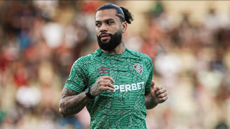 resenhaflutt's tweet photo. Liberado pelo departamento médico do Fluminense, o volante Otávio fica a disposição do técnico Renato Gaúcho para ser relacionado contra o Fortaleza

🗞️ @lucasvdsribeiro https://t.co/WefS7raxo3