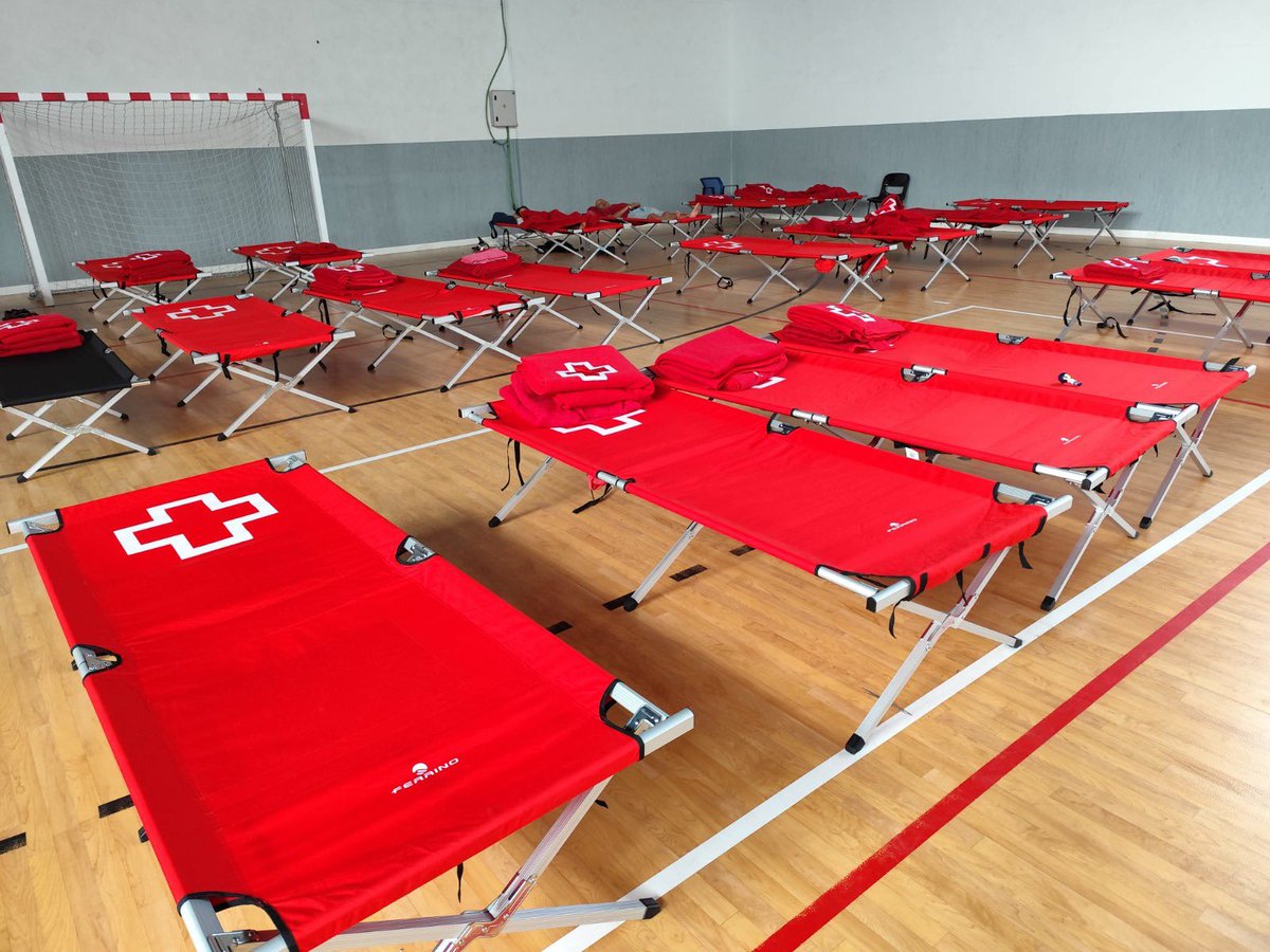 Jagan Chapagain (@jagan_chapagain) on Twitter photo The wildfires in Spain are a stark reminder of how the climate crisis is driving extreme weather events, including scorching heatwaves.
The strength of our @IFRC network lies in its deep local presence, with teams from <a href="/CruzRojaEsp/">Cruz Roja Española</a> already on the ground:
- Operating evacuation The wildfires in Spain are a stark reminder of how the climate crisis is driving extreme weather events, including scorching heatwaves.
The strength of our @IFRC network lies in its deep local presence, with teams from <a href="/CruzRojaEsp/">Cruz Roja Española</a> already on the ground:
- Operating evacuation