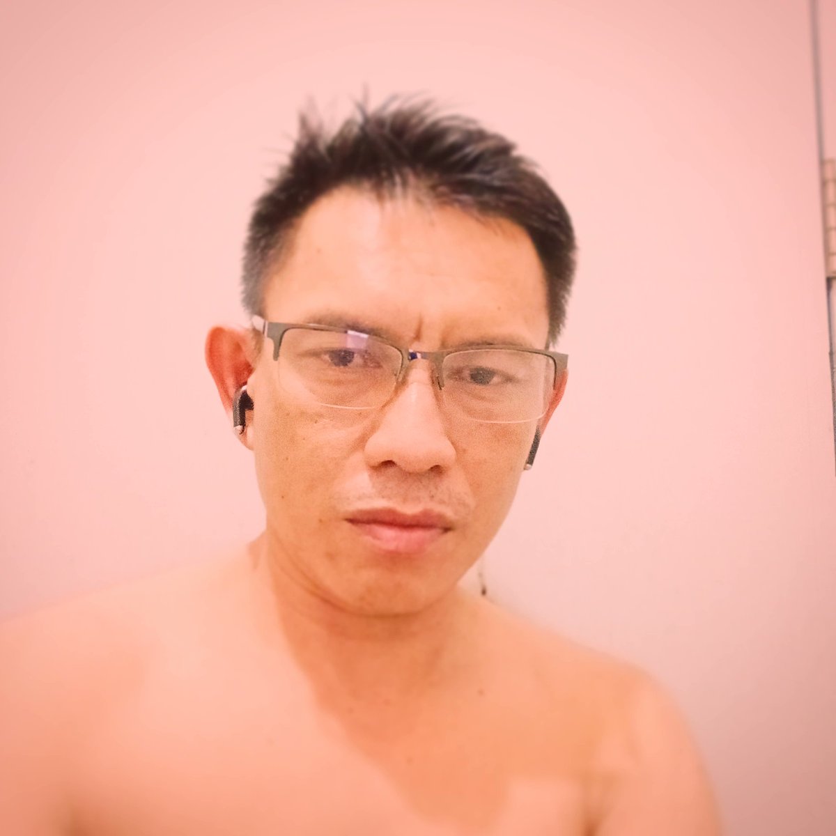 PathaiwutY's tweet photo. ขอนแก่นในเมืองตอนนี้จร้าาาขอหญิงแท้แลกเปลี่ยนประสบการณ์ https://t.co/nVRJFOXAzU