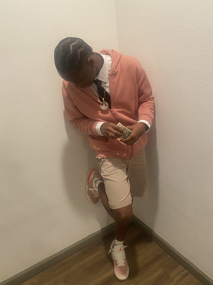 CalvinJonTrez's tweet image. #JuniorYr