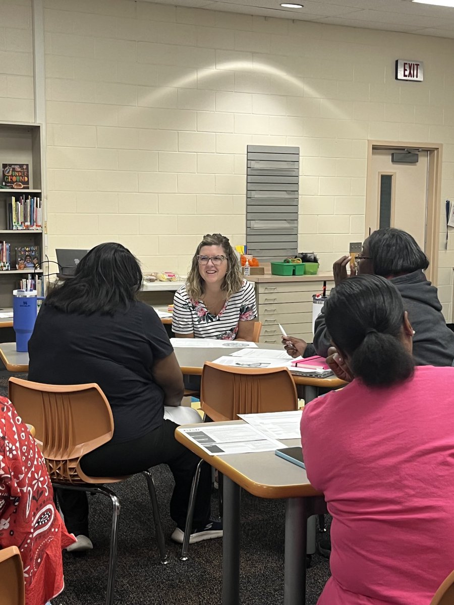 CrobertsMISD24's tweet photo. Thank you to our T&amp;L team for supporting our learning at PEASE this morning ! https://t.co/Z23xqGqlmn