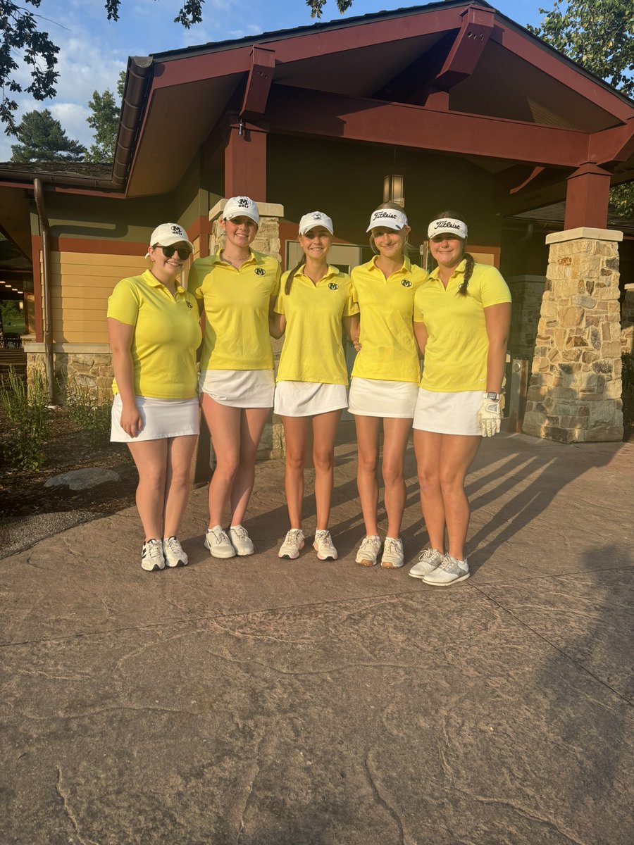 Today we played in GCC #2, and placed second as a team. Congratulations to Honor for shooting her pr of 98!! We play again on Monday @ Avon Oaks. Go bees 💚💛
