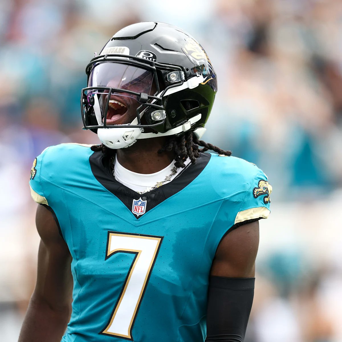 Insane: The four Top WRs in the NFL were ALL BORN in Louisiana within 120 miles of each other:

1) Ja'Marr Chase: Harvey, Louisiana

2) Justin Jefferson: St Rose, Louisiana

3) CeeDee Lamb: Opelousas, Louisiana

4) Brian Thomas Jr: Walker, Louisiana

(Bonus #6 Malik Nabers: