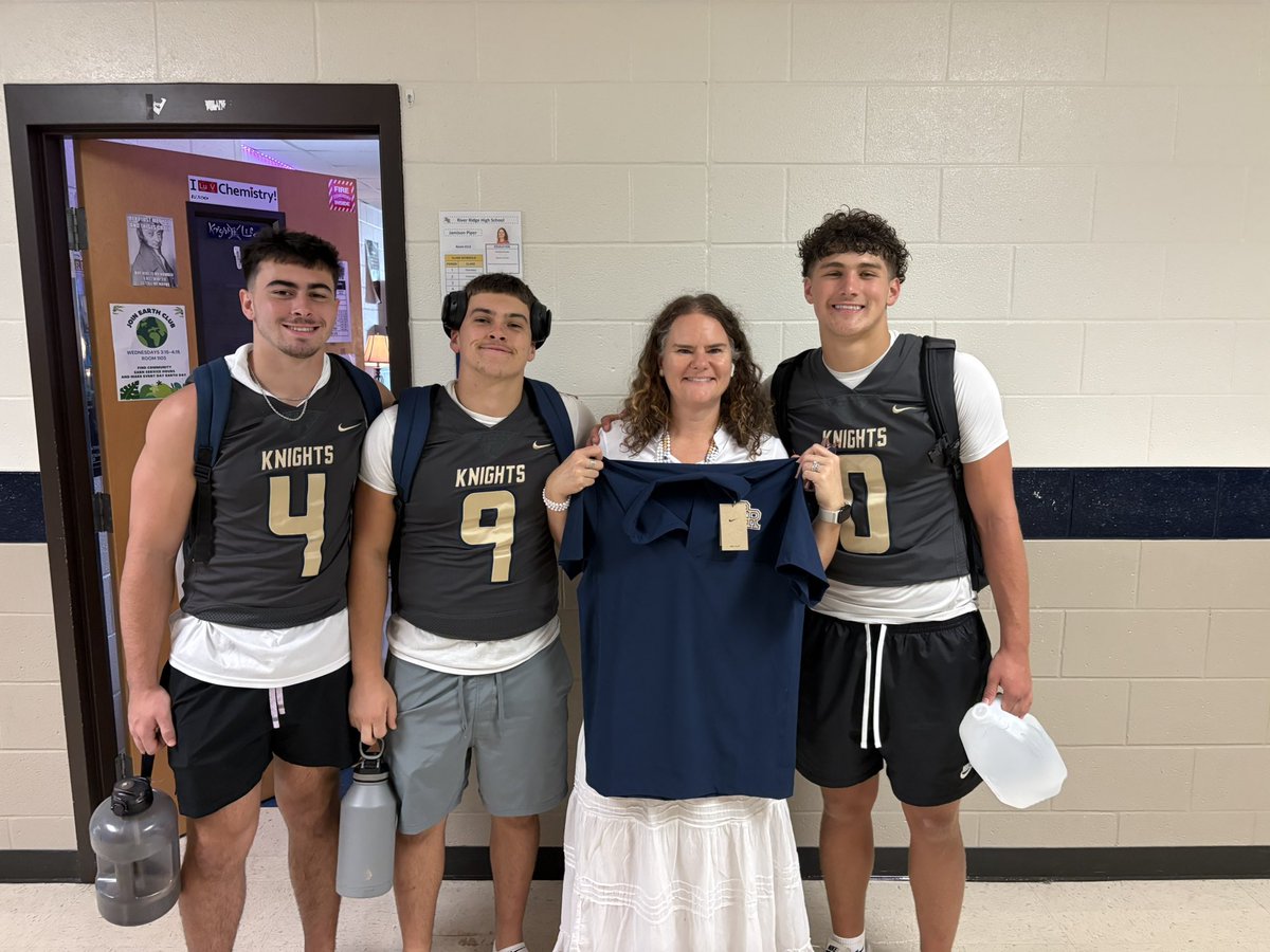 Congratulations to Mrs. Piper the RRFB honorary captain of the week. Thanks for all you do!