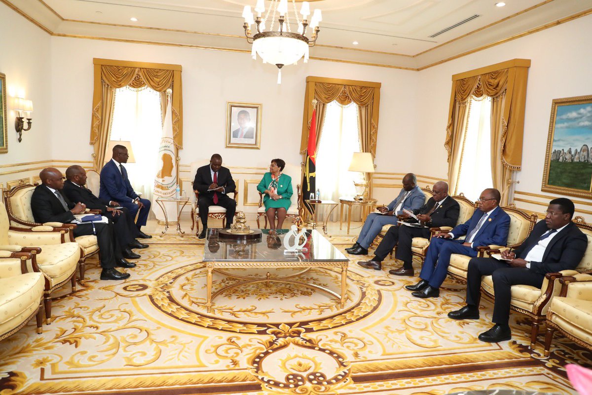 The President of the Pan African Parliament (PAP), H.E Chief Fortune Zephania Charumbira, has rallied national Parliaments and African Member States to support the <a href="/AfCFTA/">AfCFTA Secretariat Official</a> , if Africa is to achieve the economic self-sufficiency and prosperity envisioned in the continental